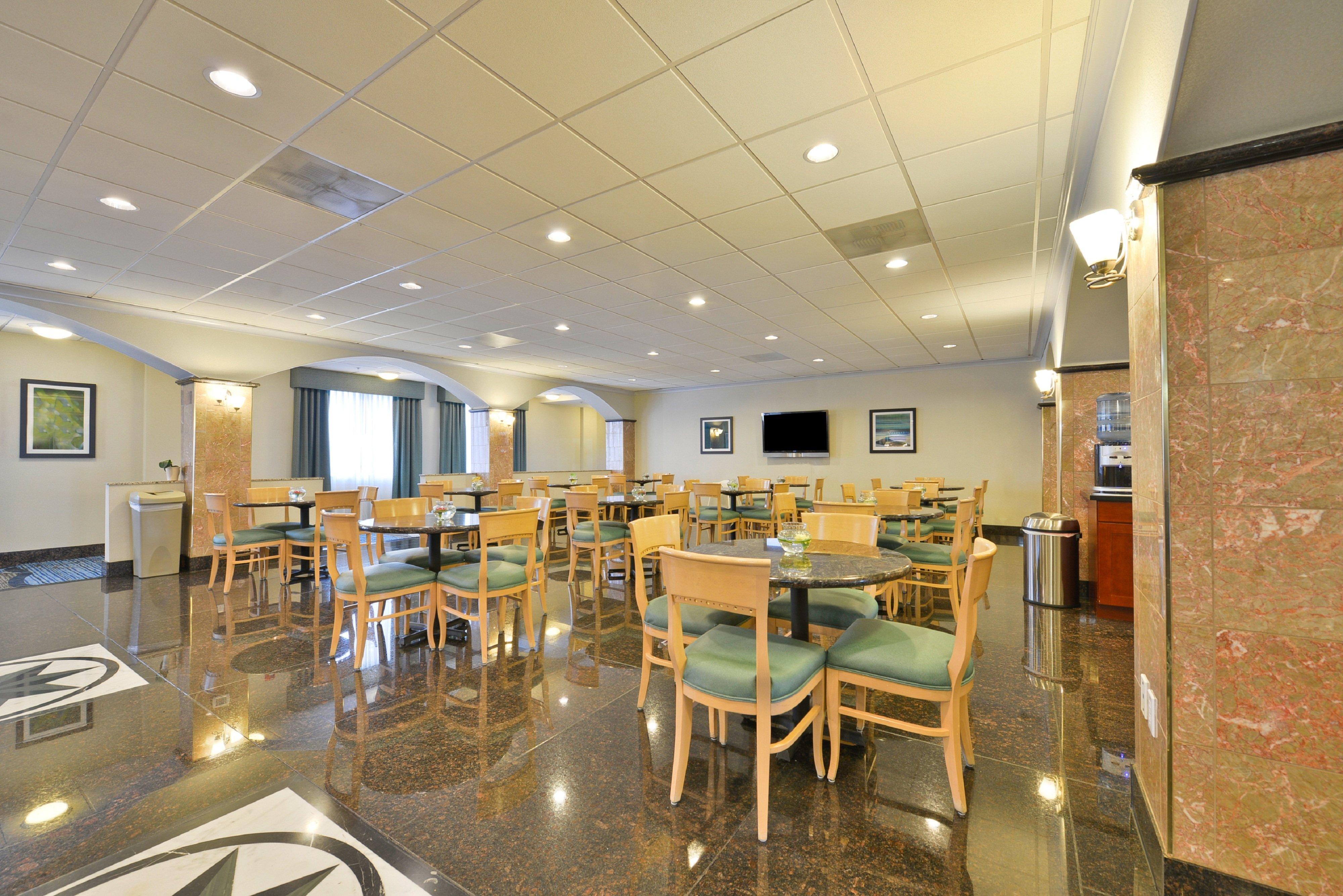 Holiday Inn Express & Suites Tacoma South - Lakewood By Ihg Exteriör bild
