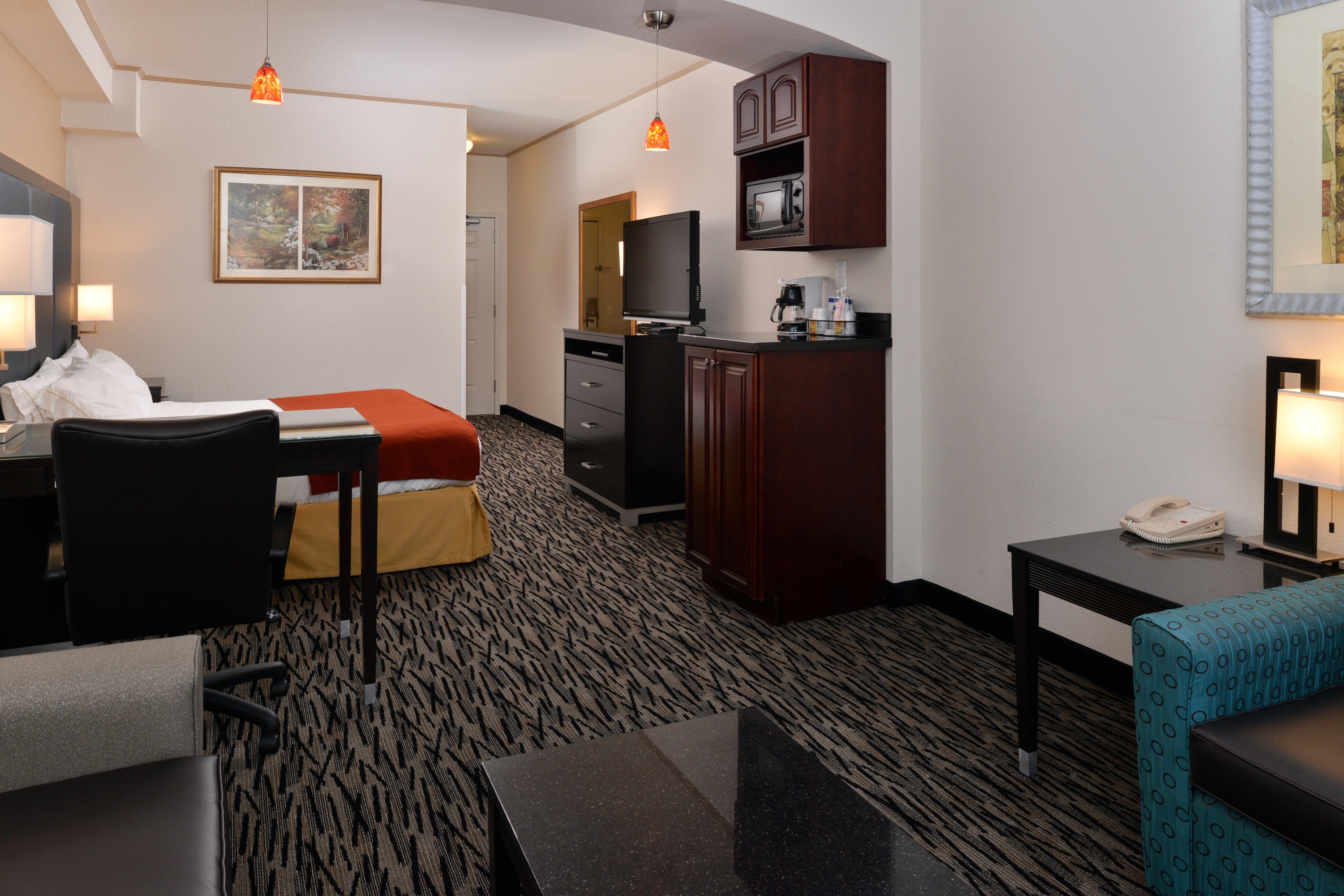Holiday Inn Express & Suites Tacoma South - Lakewood By Ihg Exteriör bild