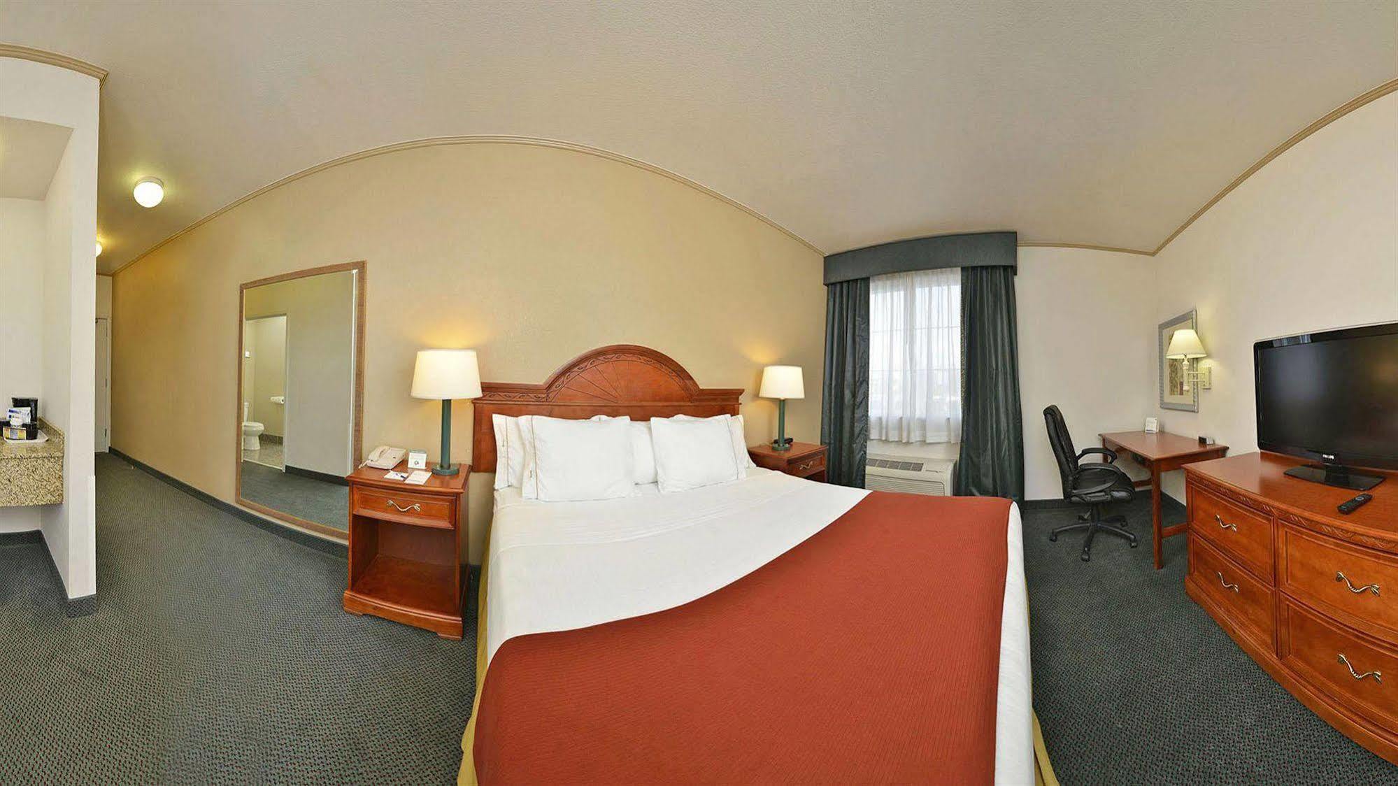 Holiday Inn Express & Suites Tacoma South - Lakewood, An Ihg Hotel Exteriör bild